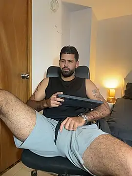 Snapshot of Justyn_Torres chatting on 07.31.26 Justyn Torres online show from 07.31.26