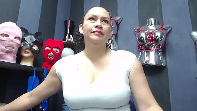 Snapshot of ADELHEY_RAN chatting on 12.19.24 ADELHEY RAN online show from 12.19.24