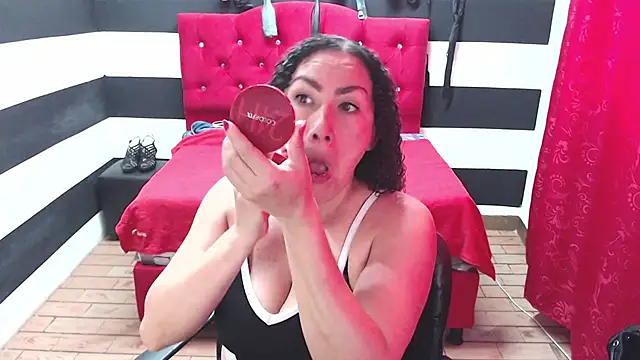 Snapshot of ADELHEY_RAN chatting on 01.25.25 ADELHEY RAN online show from 01.25.25