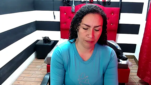 Snapshot of ADELHEY_RAN chatting on 02.25.25 ADELHEY RAN online show from 02.25.25