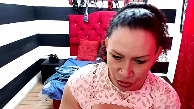 Snapshot of ADELHEY_RAN chatting on 03.10.25 ADELHEY RAN online show from 03.10.25