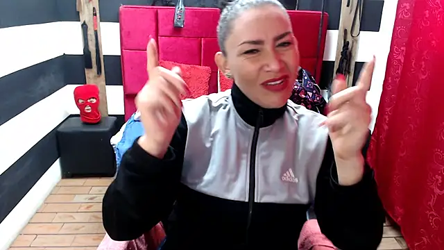 Snapshot of ADELHEY_RAN chatting on 03.19.25 ADELHEY RAN online show from 03.19.25