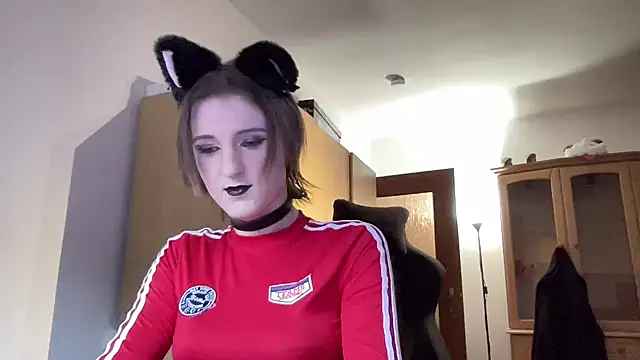 Snapshot of Femboykitten01 chatting on 03.14.25 Femboykitten01 online show from 03.14.25