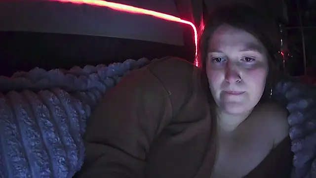 Snapshot of Angelk43 chatting on 05.25.26 Angelk43 online show from 05.25.26