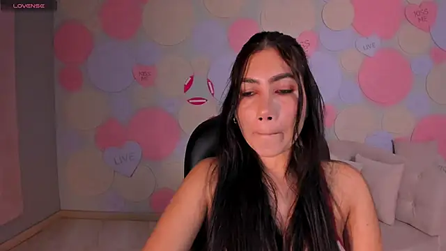 Snapshot of MarieJaneX chatting on 01.08.25 MarieJaneX online show from 01.08.25