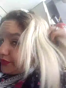 Snapshot of shaynarg chatting on 09.30.25 shaynarg online show from 09.30.25