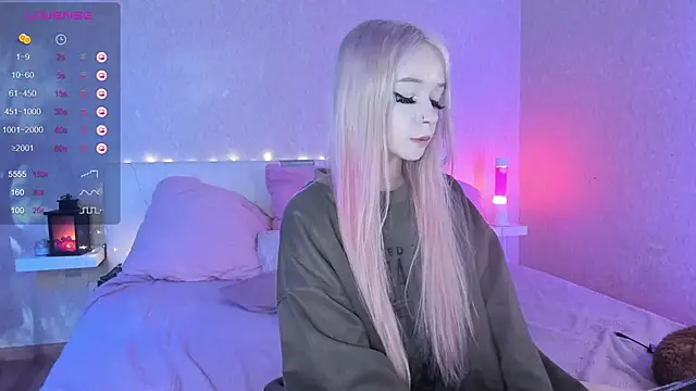 Snapshot of Misty_Shadow chatting on 01.26.25 Misty Shadow online show from 01.26.25