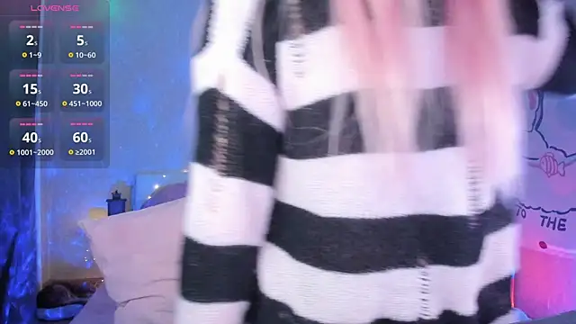 Snapshot of Misty_Shadow chatting on 10.20.25 Misty Shadow online show from 10.20.25