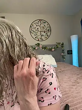 Snapshot of Kaitlyn_Winters chatting on 02.17.26 Kaitlyn Winters online show from 02.17.26