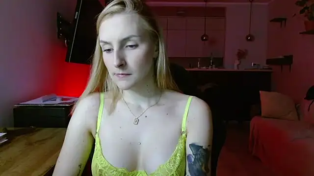 illusorycat online show from 11.09.25