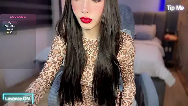 UrdreamTSgirl online show from 02.01.26