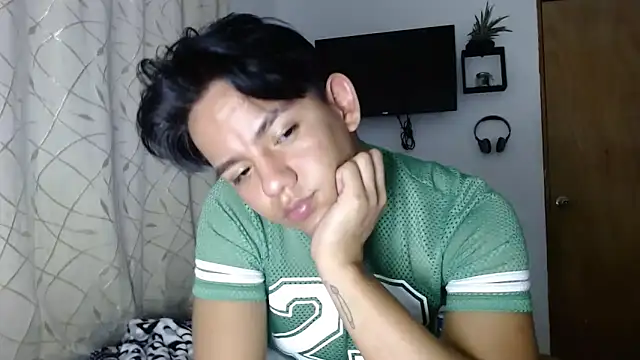 Apolo  lommelli online show from 03.12.25