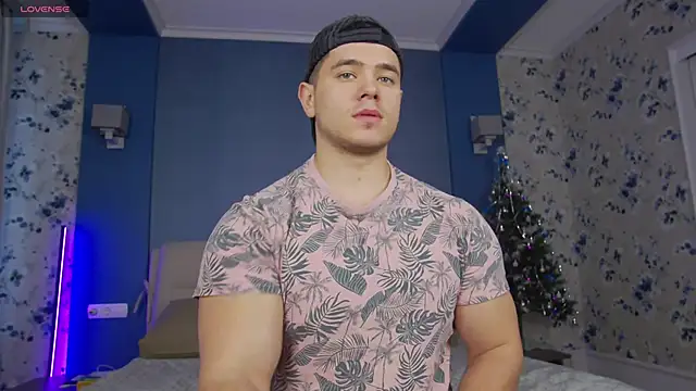 Snapshot of Arilas_ chatting on 12.17.24 Arilas online show from 12.17.24