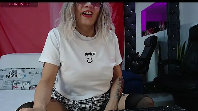 kimberlybirdx online show from 11.11.25