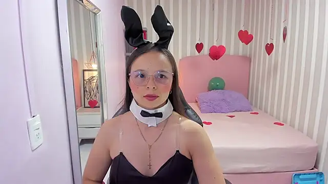 LORELAIGIVEN online show from 03.16.26