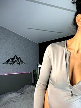  CurlySue  online show from 09.29.25