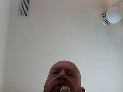 Snapshot of BigBen_and_Friends chatting on 09.22.25 BigBen and Friends online show from 09.22.25