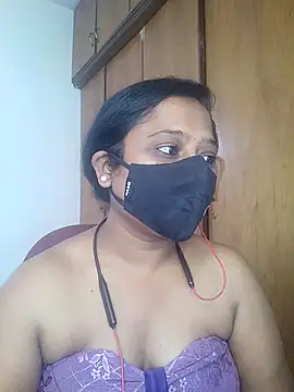 sexynayan23 online show from 04.28.26