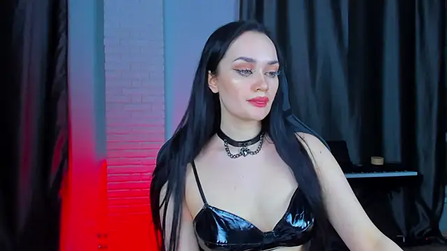 QueenAliss online show from 01.31.25