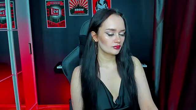 QueenAliss online show from 03.22.25