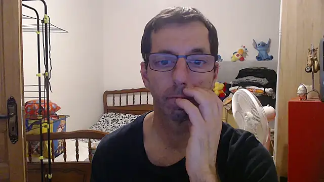 steph19x5 online show from 11.10.25