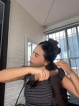 Little Amber6 online show from 02.05.25