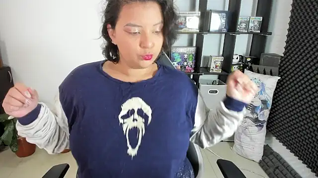 aika-dreams online show from 12.28.24