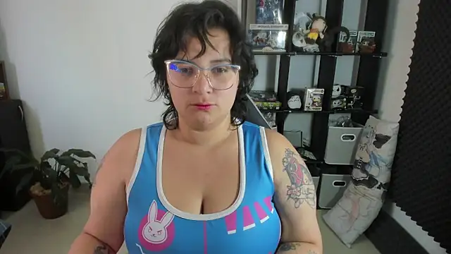 aika-dreams online show from 02.01.25