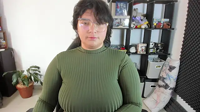 aika-dreams online show from 02.05.25