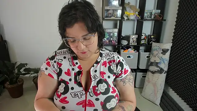 aika-dreams online show from 02.24.25