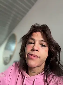 stormytt  online show from 11.30.25