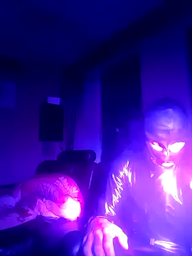 Snapshot of Crystalbitchx chatting on 09.14.25 Crystalbitchx online show from 09.14.25