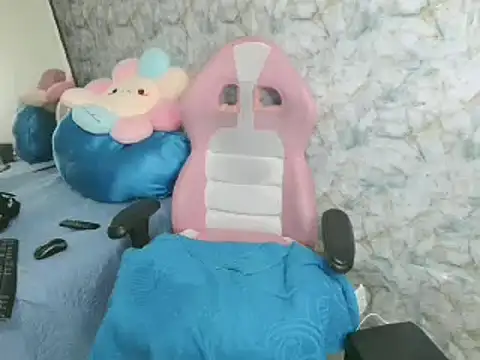 manuhela18 online show from 03.22.25