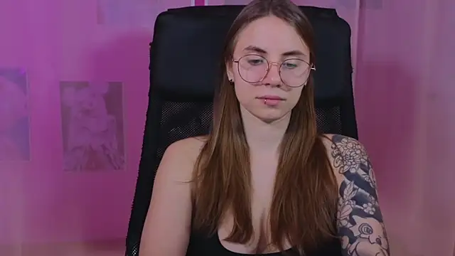  AnnaStark  online show from 02.27.25