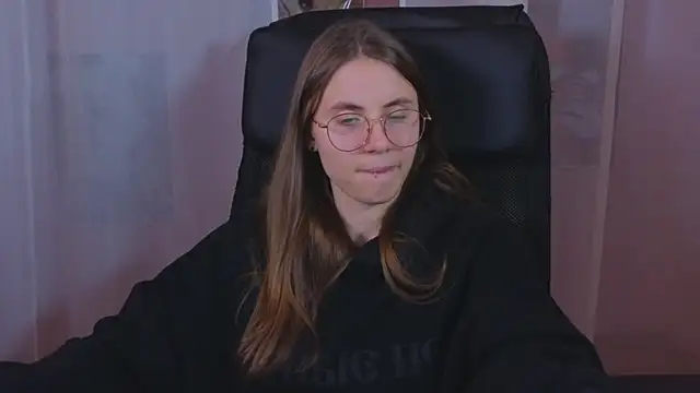  AnnaStark  online show from 03.06.25