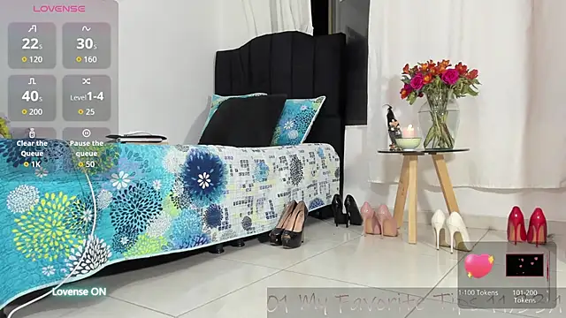 Snapshot of emely_garcia chatting on 07.22.26 emely garcia online show from 07.22.26