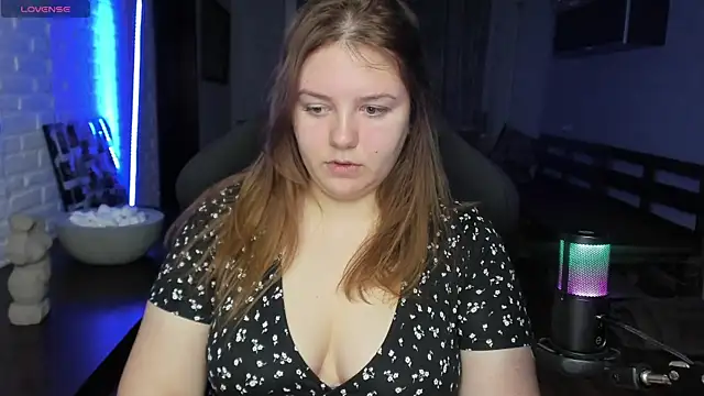 Snapshot of XNirvanaX chatting on 03.02.25 XNirvanaX online show from 03.02.25