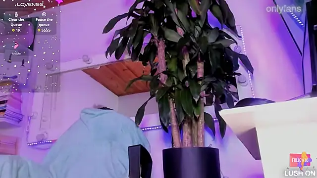 Snapshot of _asscutebig_ chatting on 10.07.25  asscutebig  online show from 10.07.25