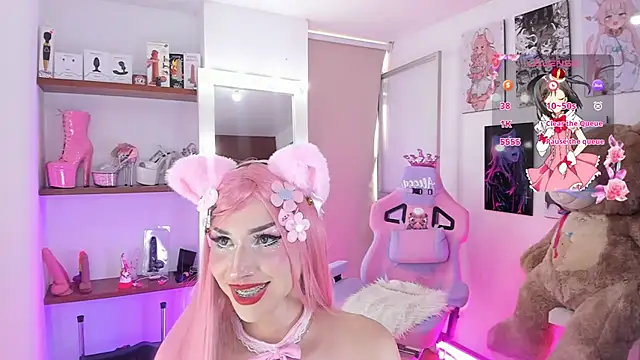 alessandrathedoll online show from 02.04.25