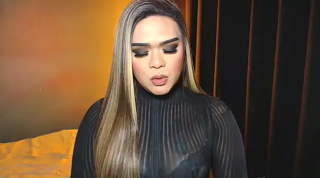 Snapshot of VictoriaEliz chatting on 12.10.24 VictoriaEliz online show from 12.10.24