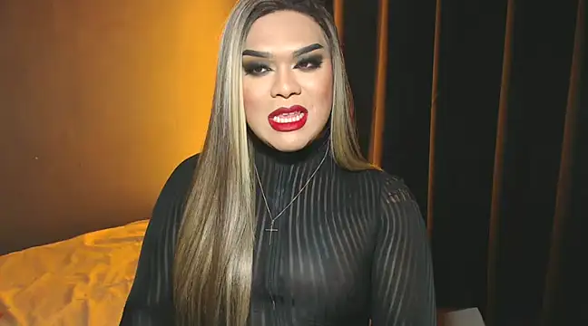 Snapshot of VictoriaEliz chatting on 01.12.25 VictoriaEliz online show from 01.12.25