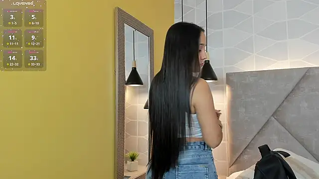 Snapshot of Sammy_Fit_ chatting on 04.23.26 Sammy Fit online show from 04.23.26