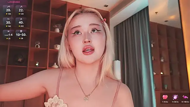 hyun chia online show from 04.21.26