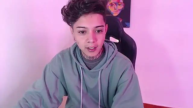 Snapshot of saad_man chatting on 01.03.25 saad man online show from 01.03.25