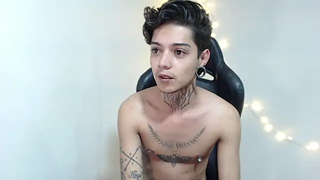 Snapshot of saad_man chatting on 01.23.25 saad man online show from 01.23.25