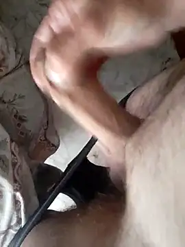 Snapshot of Alex_7422 chatting on 09.11.25 Alex 7422 online show from 09.11.25