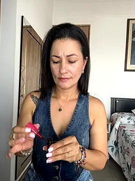 Verito hot online show from 10.31.25