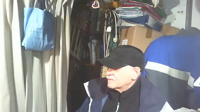 nonnomaturobisex online show from 01.14.26