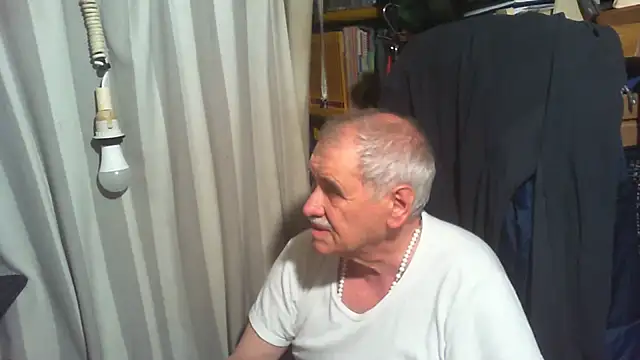 Snapshot of nonnomaturobisex chatting on 05.04.26 nonnomaturobisex online show from 05.04.26