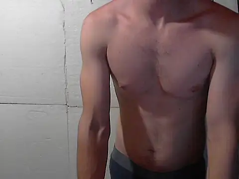 Snapshot of Alwaysahard chatting on 07.15.26 Alwaysahard online show from 07.15.26